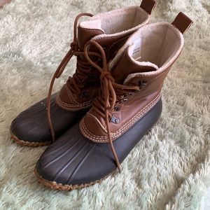 Esprit lined winter boots, size 8